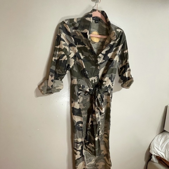 𝅺Thread Story Camoflauge Button Up TOP / BLOUSE NWT - Picture 6 of 14